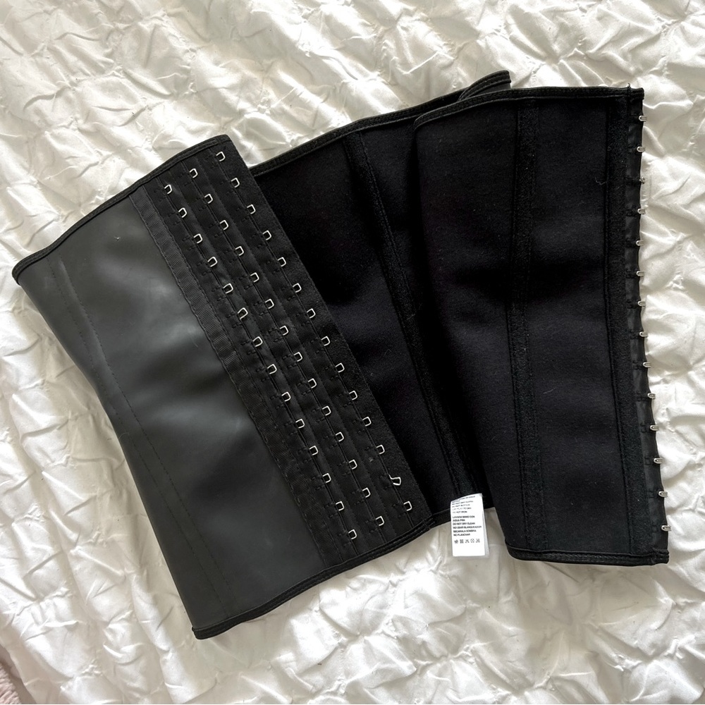 Waist trainer